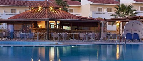 Argile Otel 4*